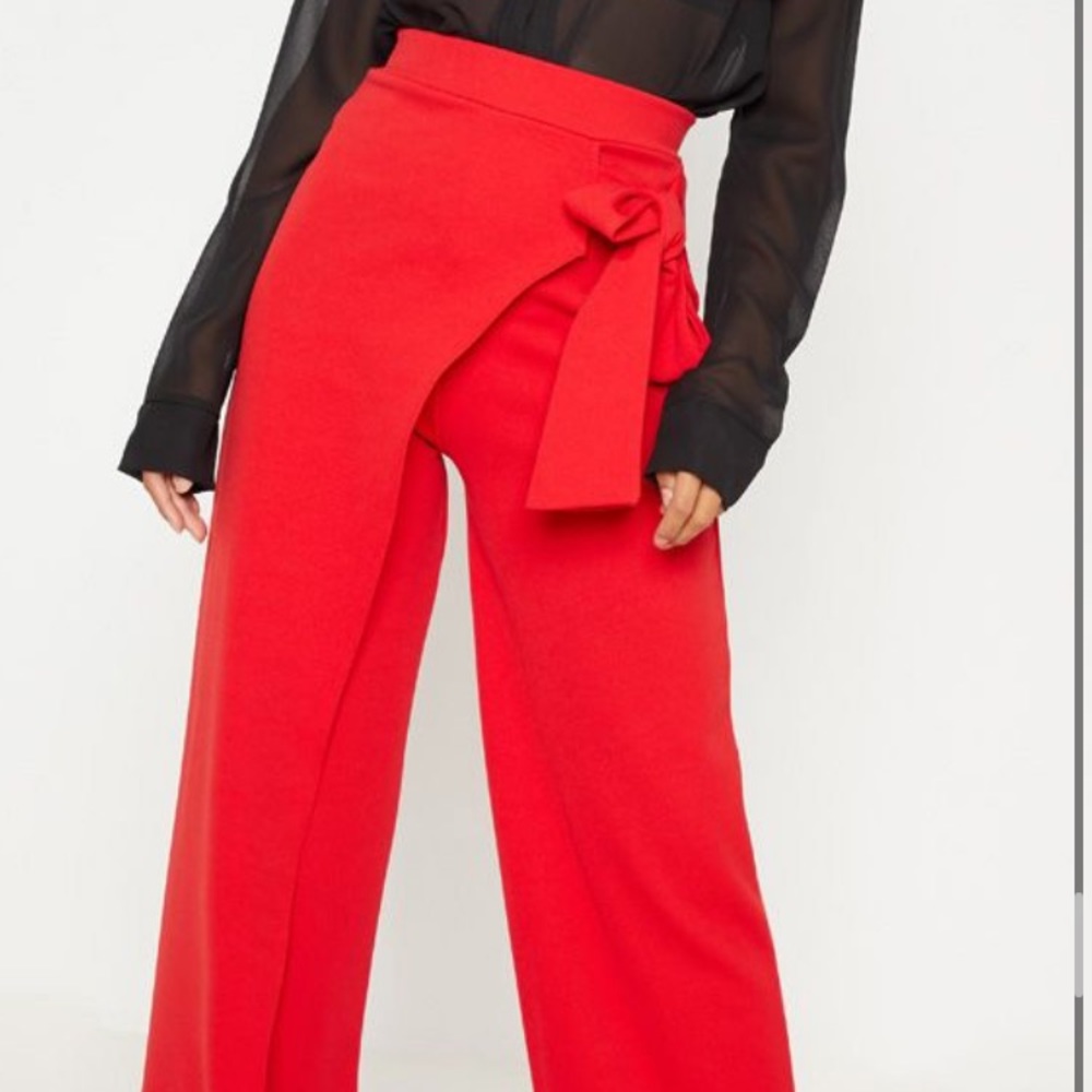 PrettyLittleThing Pants